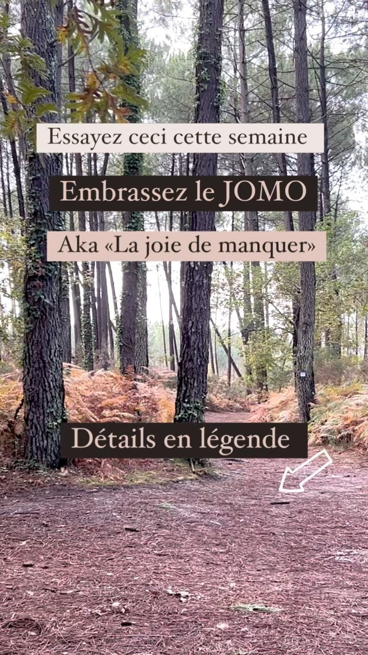 ✨JOMO = JOY OF MISSING OUT✨
〰️la joie de manquer, de rater, de louper, cet événement, cet achat, cette sortie dont tout le monde parle, ou tout le monde va, que tout le monde achète
✨ la joie de passer à côté nous enseigne à savourer chaque instant, à profiter du moment présent, à embrasser ce qui est déjà la …
〰️ votre mantra cette semaine : « je choisi le Jomo ! Je me choisis, je me perd dans la tranquillité du moment présent, je célèbre la richesse de mon existence… je ne me laisse pas happer par le Fomo (aka la peur de manquer)
💬le Jomo, ça vous parle ?
#jomo #fomo #slowlife #takeitslow #momentpresent #justerythme #tempogiusto #naturopreneur #naturopathie #naturopathieholistique #naturolab